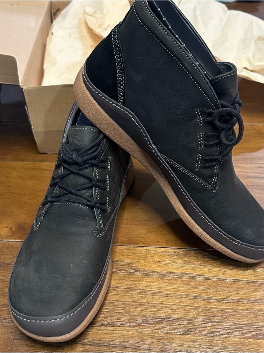 Chaco Montrose Chukka Boots Men’s 9 Nickel Gray Leather Casual Comfort NWT